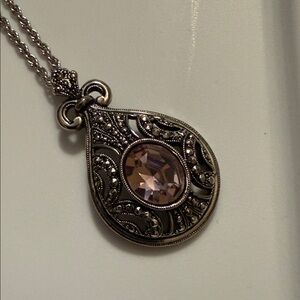 Silver Tone necklace